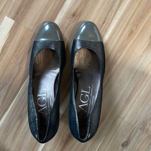 AGL Patent Cap Toe Pumps Heels size 42